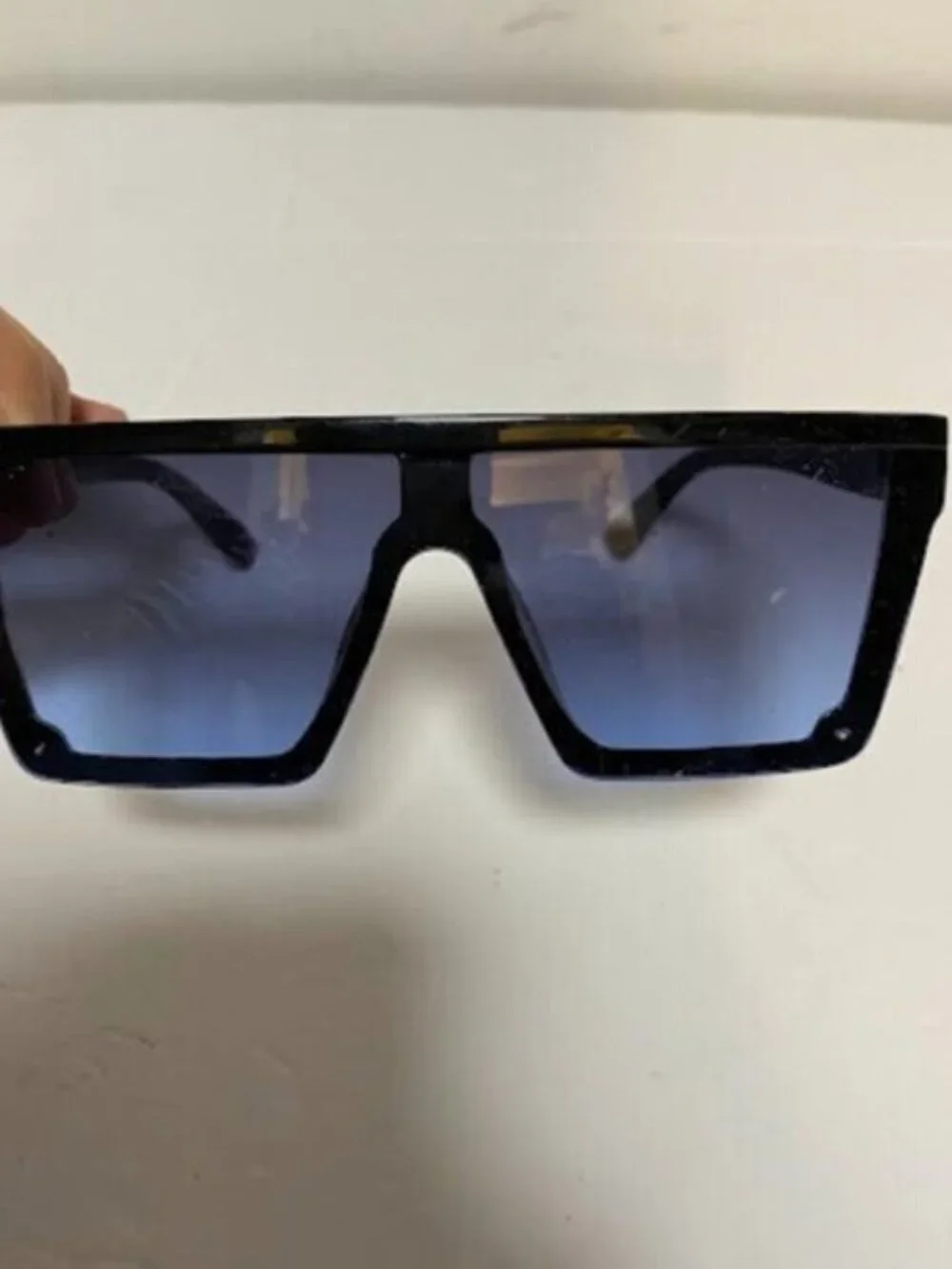 N/A oversized black